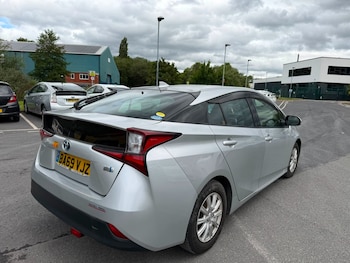 Used Toyota Prius 2020 for sale - 79039963: Photo