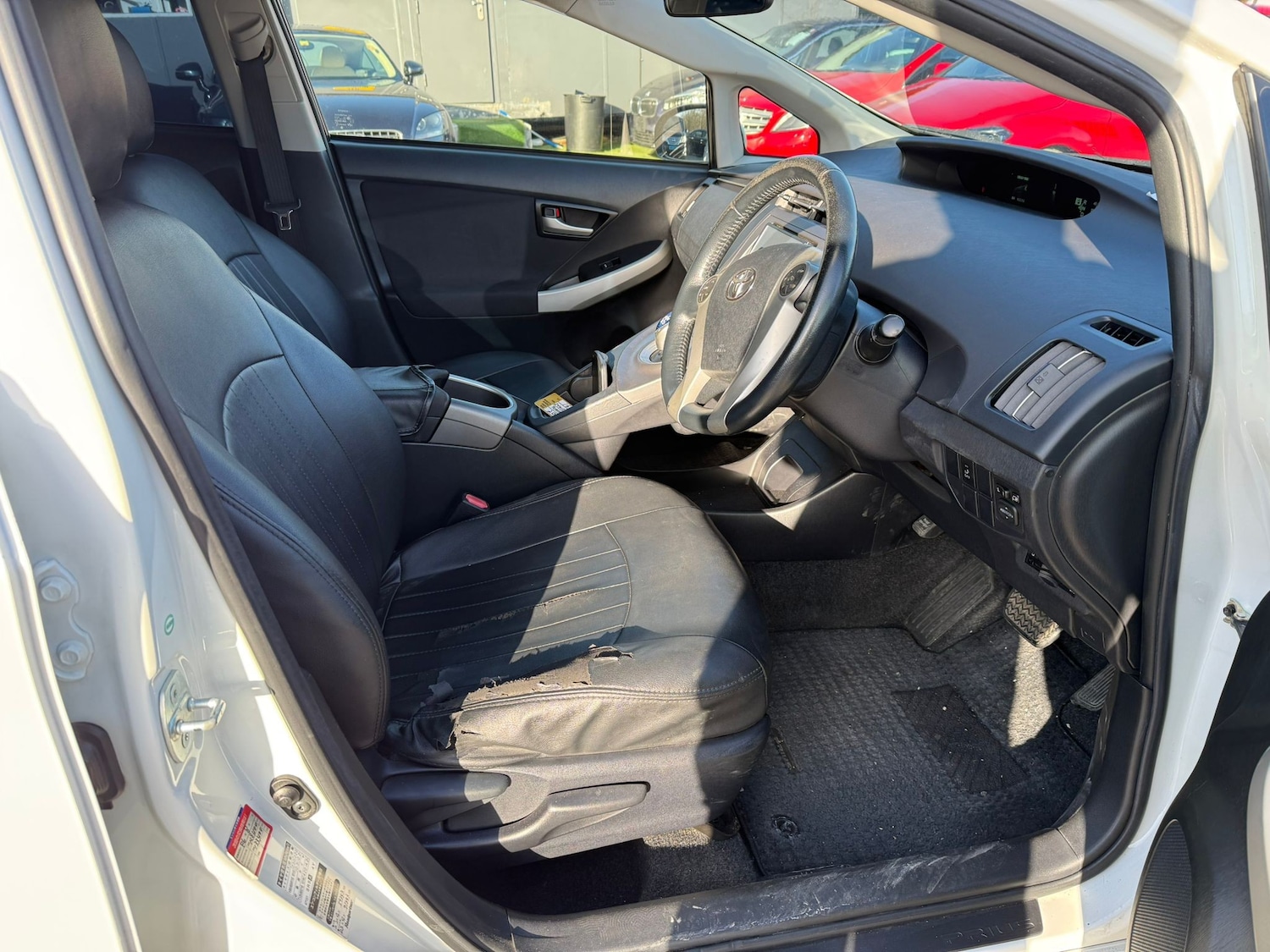 Used Toyota Prius for sale - 77360660: Photo 11