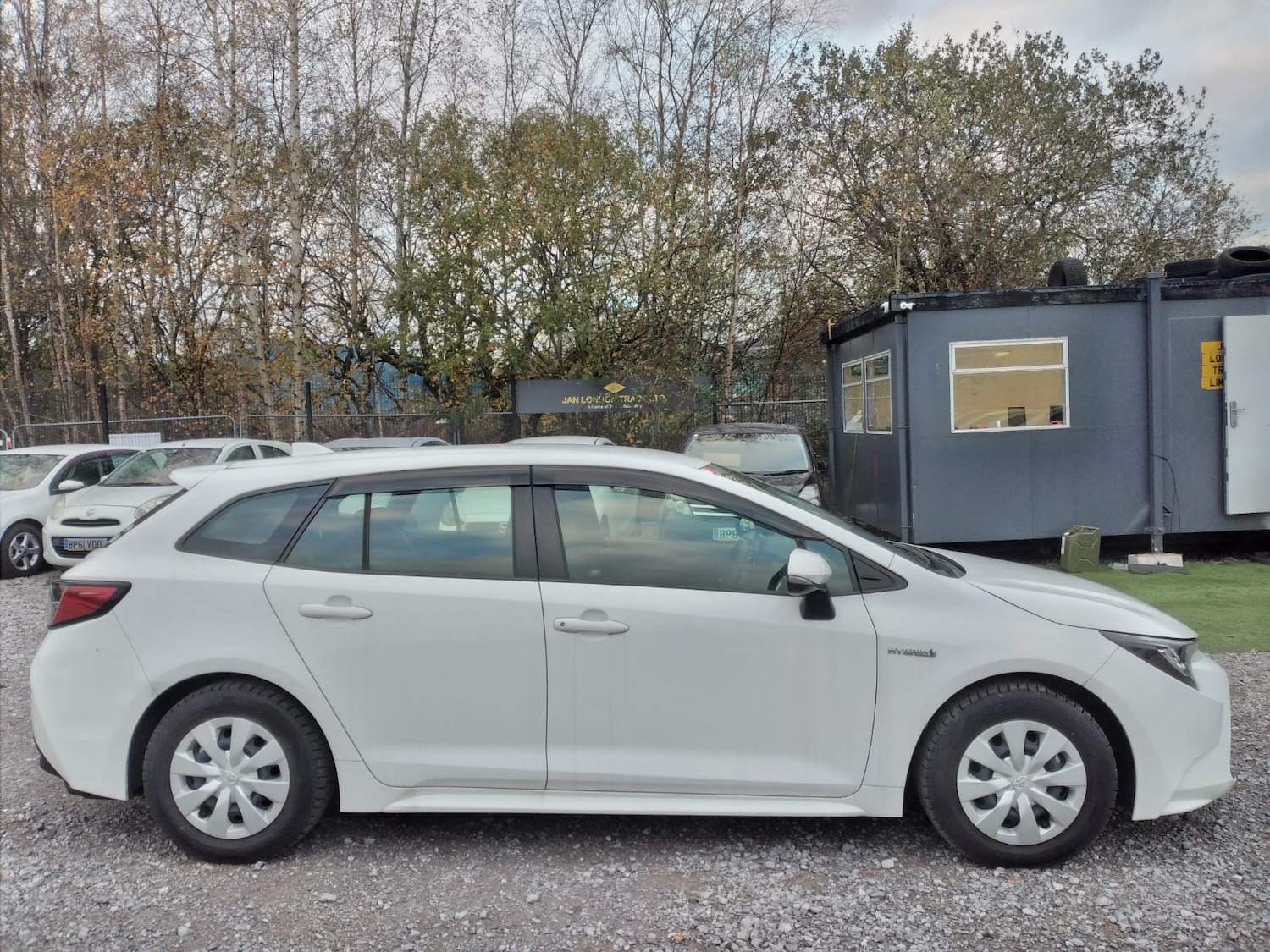 Used Toyota Corolla for sale - 76595697: Photo 2