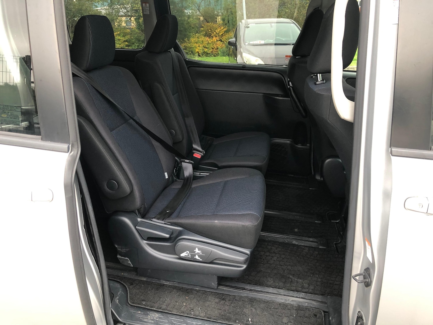 Used Toyota Noah 2025 for sale - 76317408: Photo 14