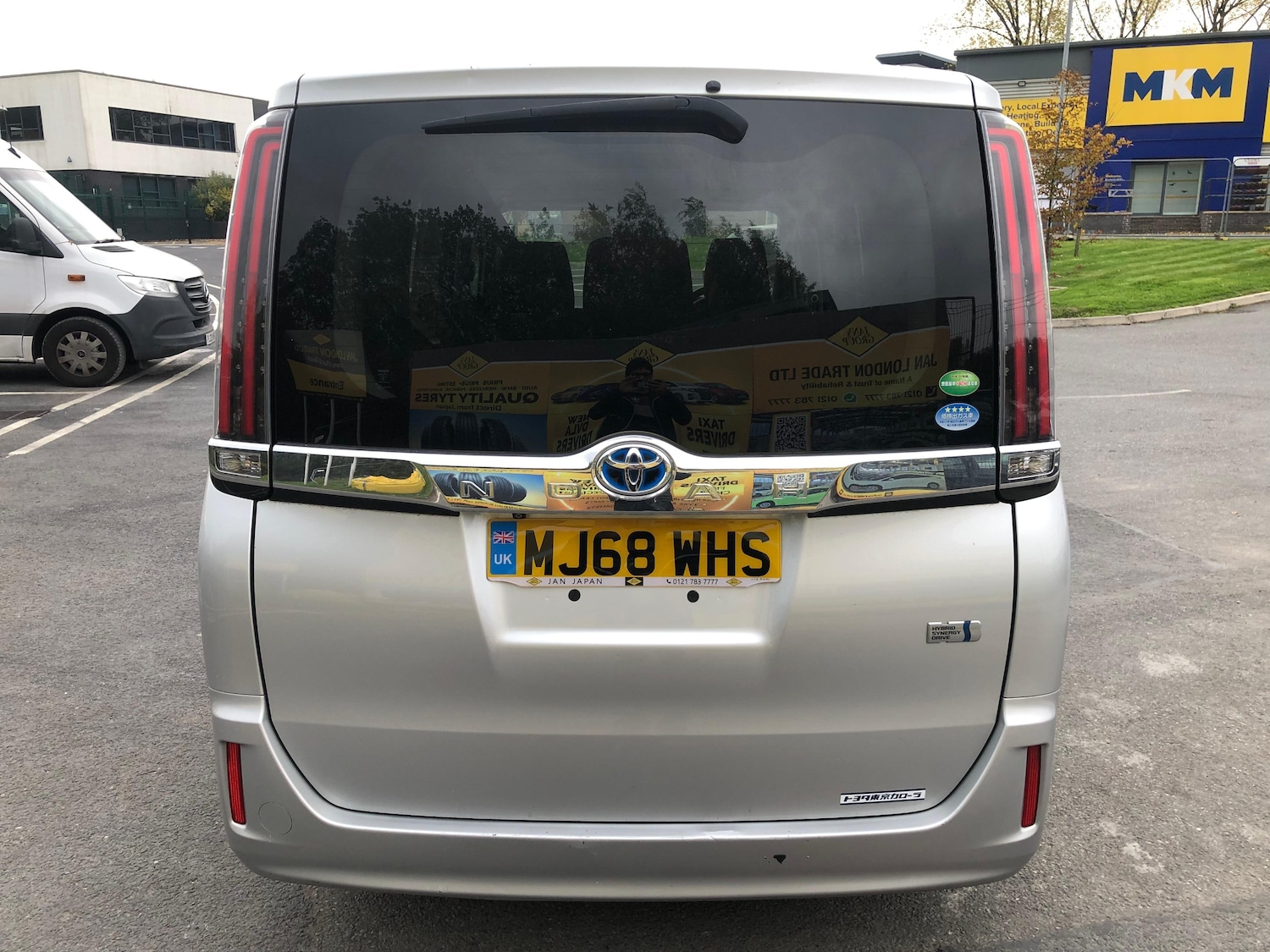 Used Toyota Noah 2025 for sale - 76317408: Photo 4