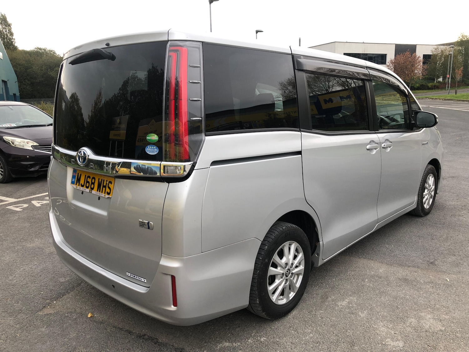 Used Toyota Noah 2025 for sale - 76317408: Photo 5