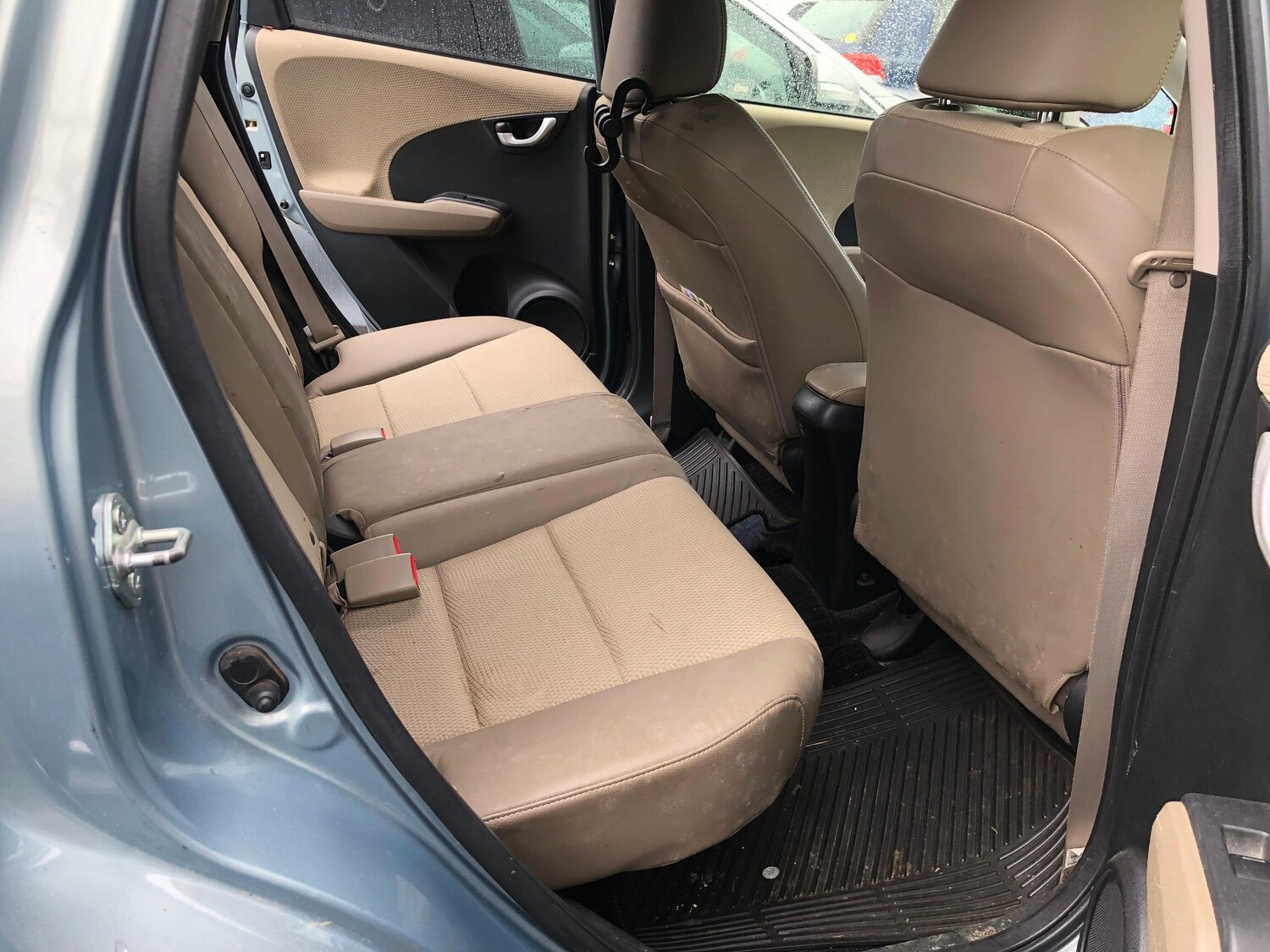 Vehicle 28
