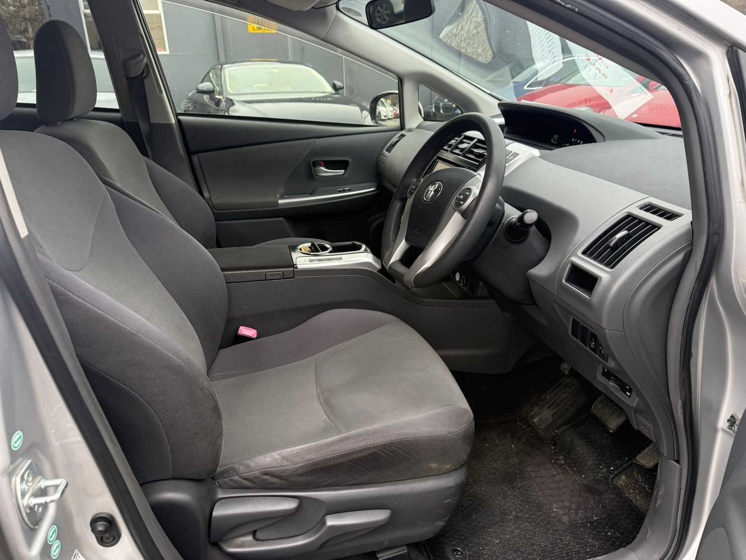 Used Toyota Prius+ 2026 for sale - 77428283: Photo 9