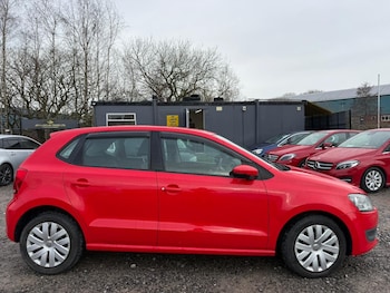 Used Volkswagen Polo 2010 for sale - 77557335: Photo