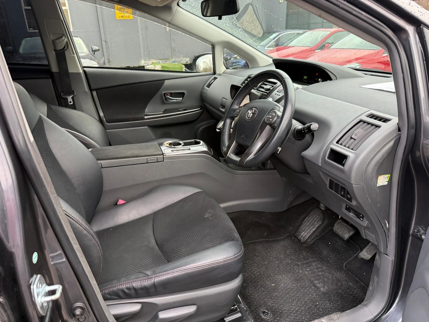 Used Toyota Prius 2026 for sale - 77318458: Photo 11