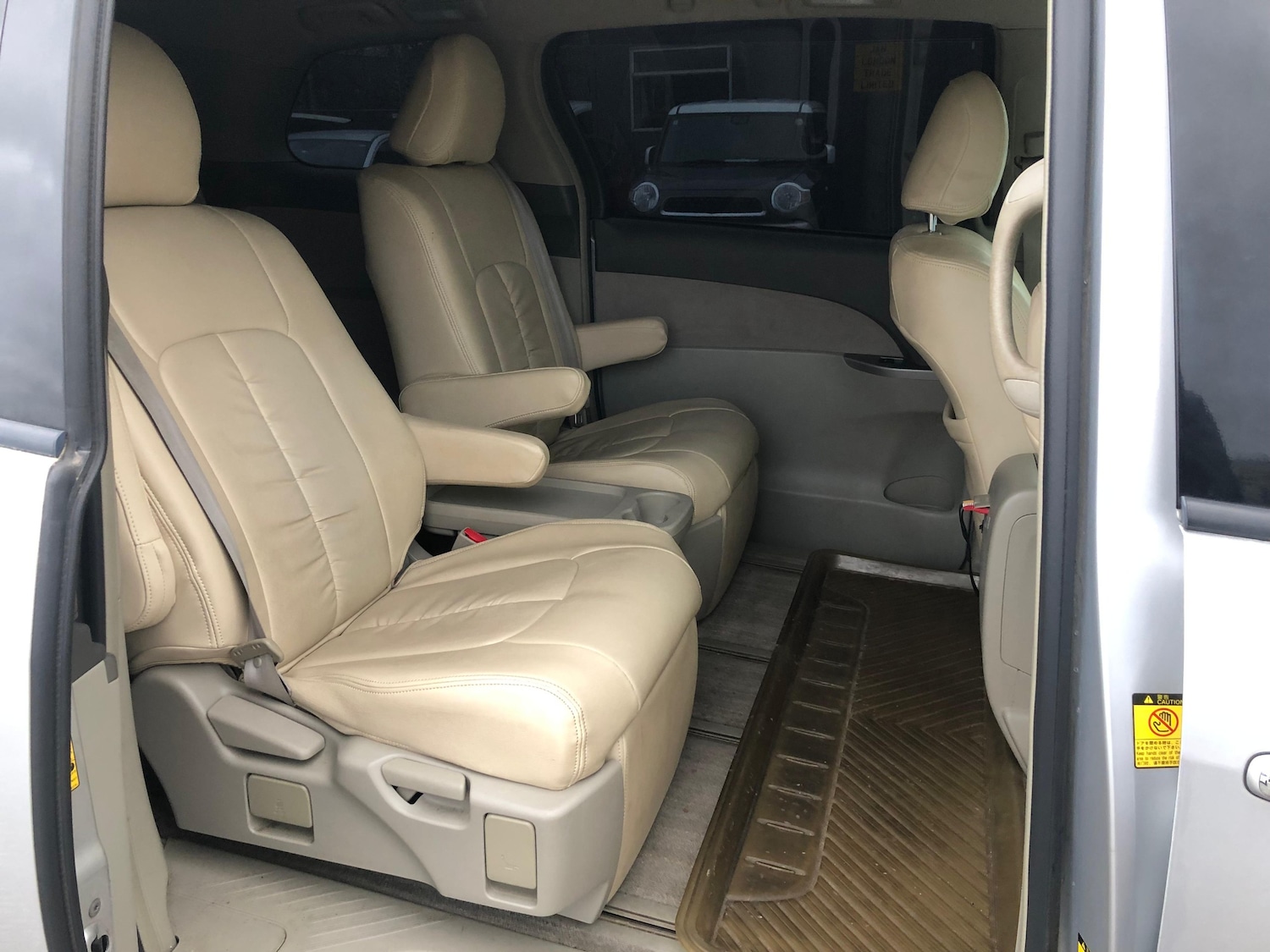 Used Toyota Estima for sale - 77834703: Photo 13