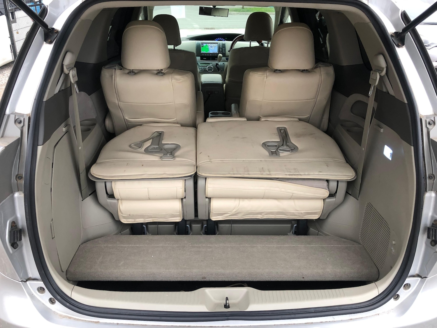 Used Toyota Estima for sale - 77834703: Photo 16