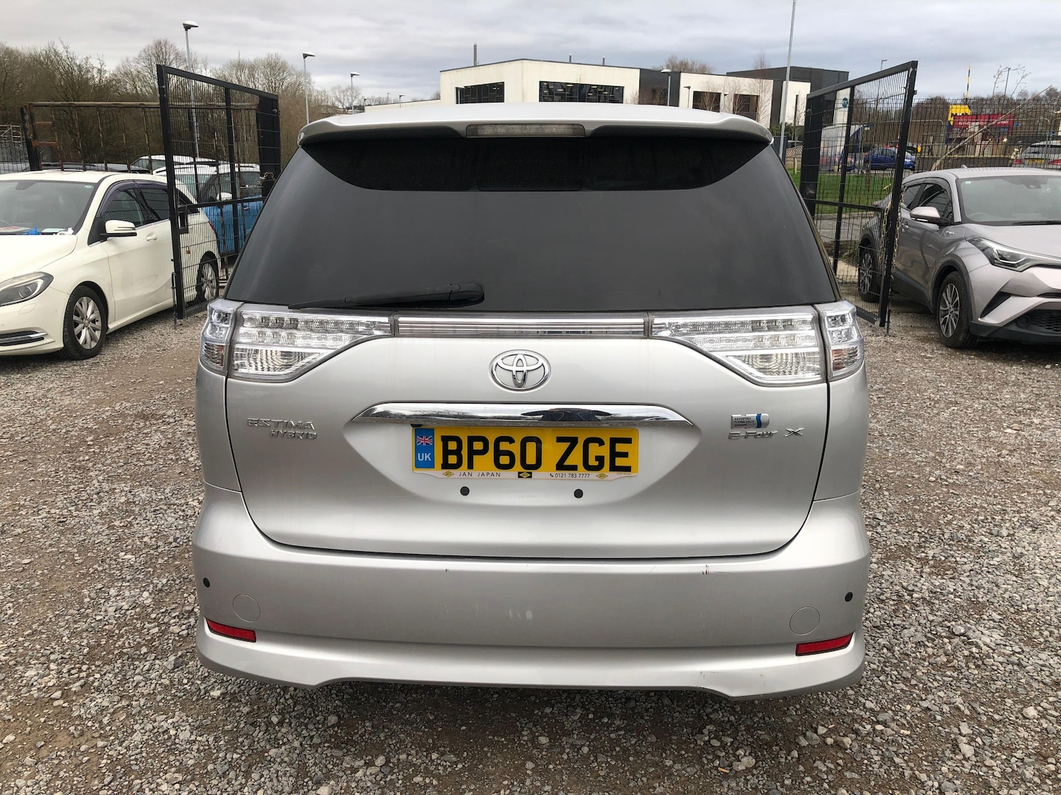 Used Toyota Estima for sale - 77834703: Photo 4