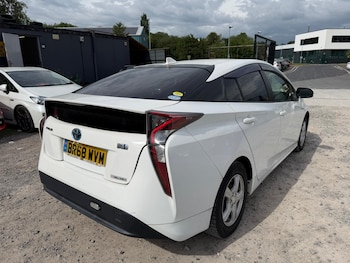 Used Toyota Prius 2018 for sale - 78936914: Photo
