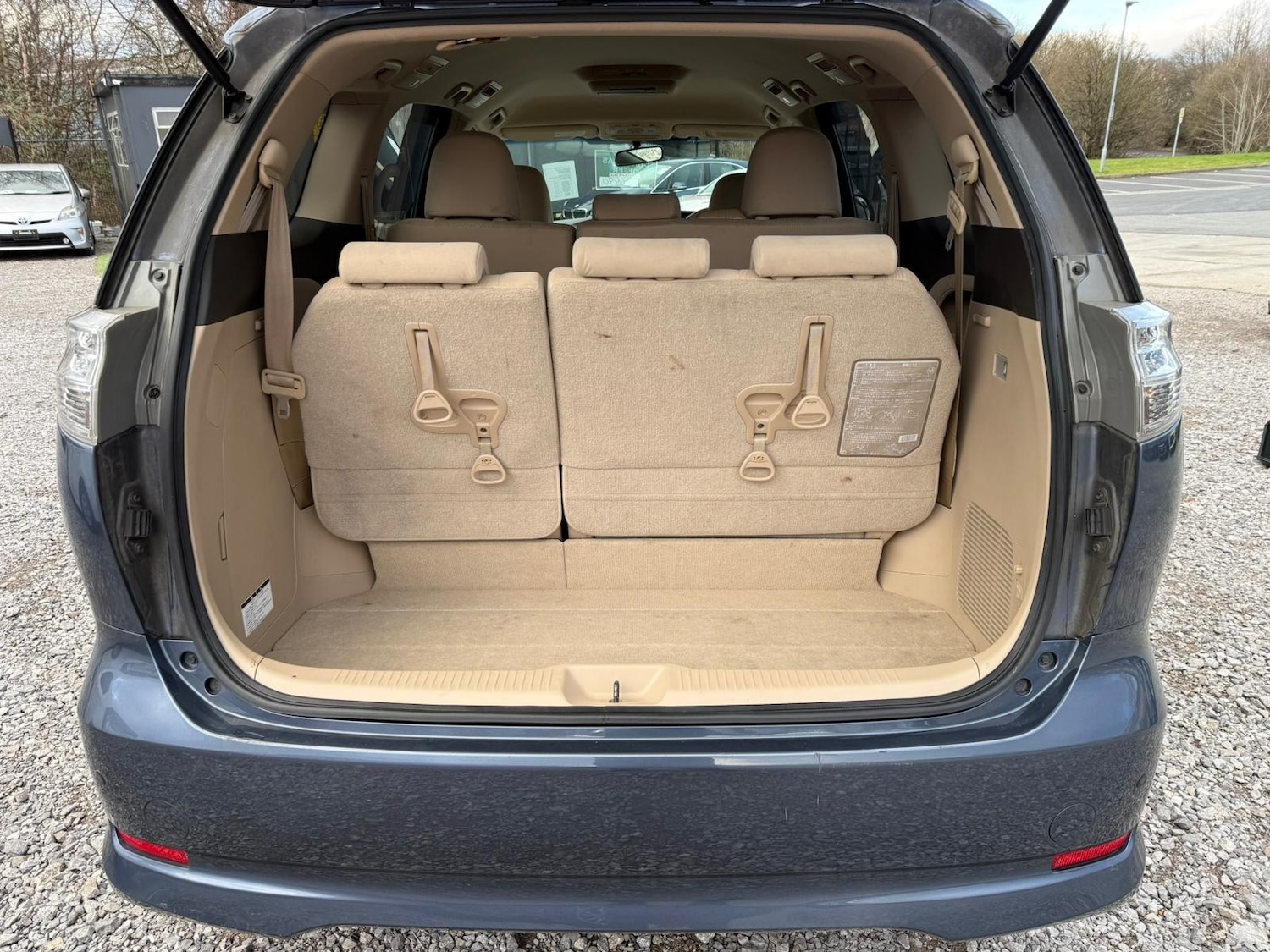 Used Toyota Estima 2025 for sale - 77059478: Photo 16