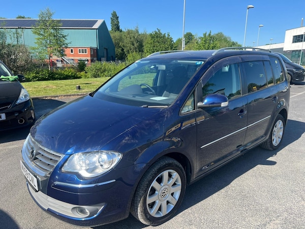 Used Volkswagen Touran 2025 for sale - 74689866: Photo 18