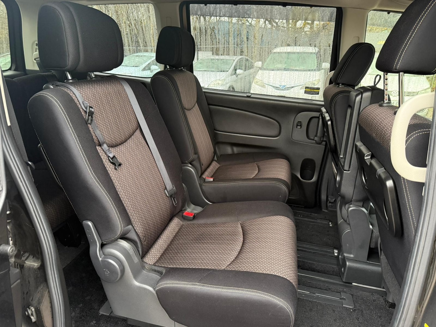 Used Nissan Serena for sale - 76896386: Photo 13