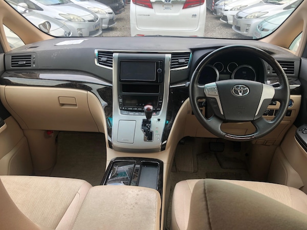 Used Toyota Alphard 2025 for sale - 75376490: Photo 17