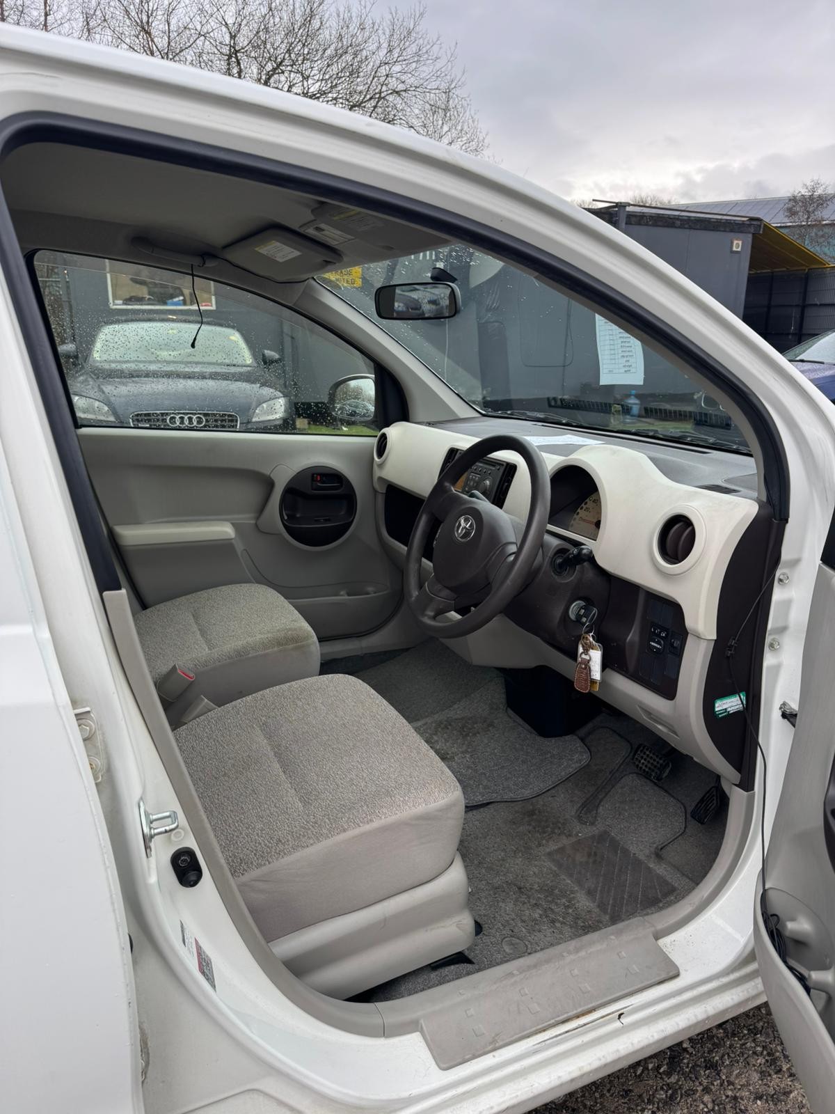 Used Toyota Passo 2026 for sale - 77293573: Photo 9