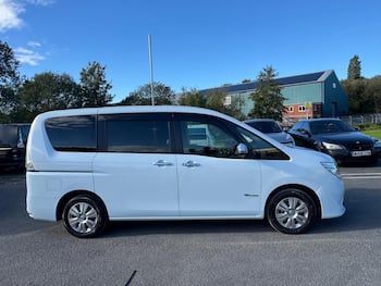 Used Nissan Serena 2014 for sale - 79845346: Photo