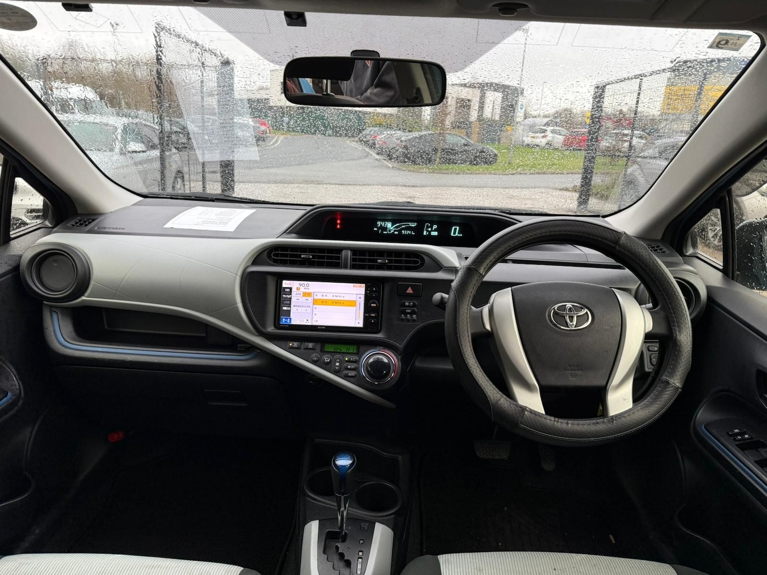 Used Toyota Aqua 2026 for sale - 77293596: Photo 12