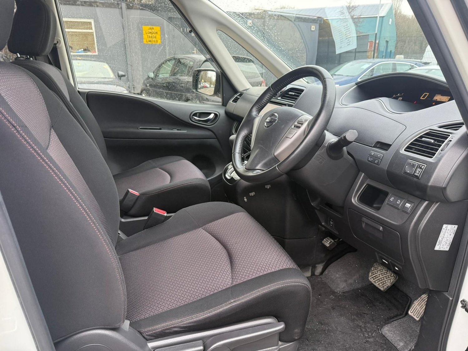 Used Nissan Serena 2026 for sale - 77293590: Photo 11