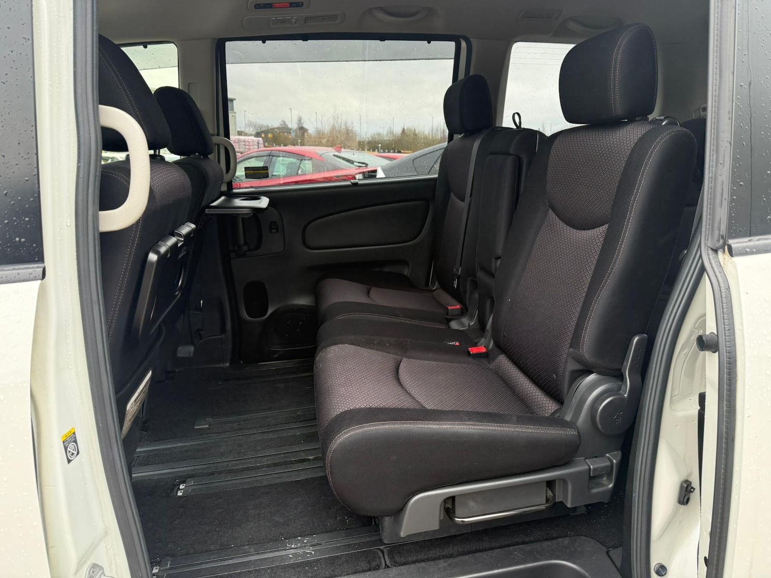 Used Nissan Serena 2026 for sale - 77293590: Photo 17