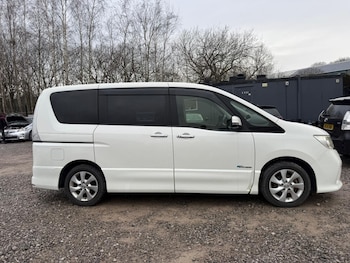 Used Nissan Serena 2013 for sale - 77293590: Photo