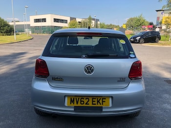 Used Volkswagen Polo 2012 for sale - 75620932: Photo