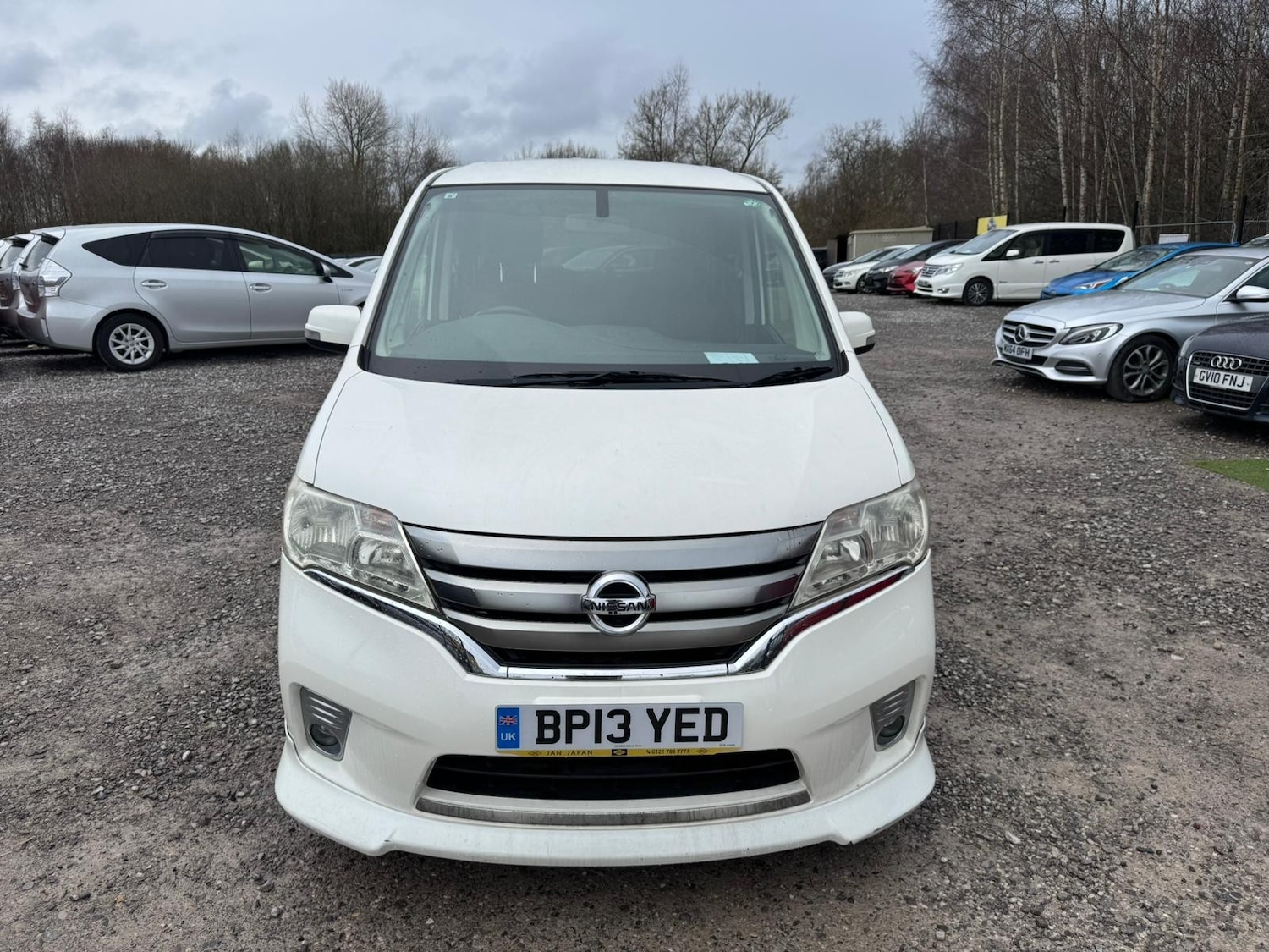 Used Nissan Serena for sale - 77552478: Photo 9