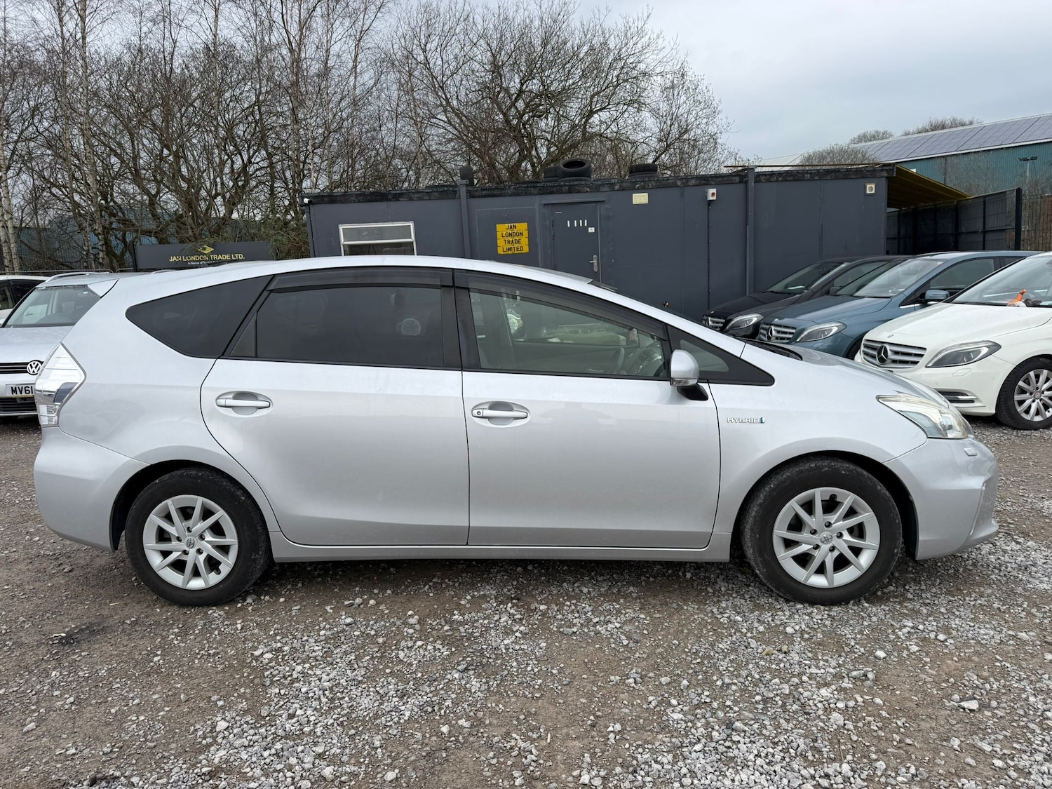Used Toyota Prius for sale - 77820045: Photo 2