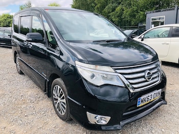 1 990 CC NISSAN SERENA