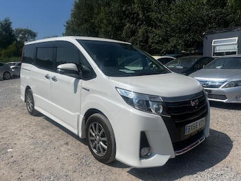 Used Toyota Noah 2017 for sale - 79238660: Photo