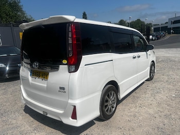 Used Toyota Noah 2017 for sale - 79238660: Photo