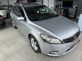 2017 (12) - 2 Ecodynamics Crdi 89 5-Door