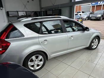 Used Kia Ceed 2017 for sale - 77779353: Photo