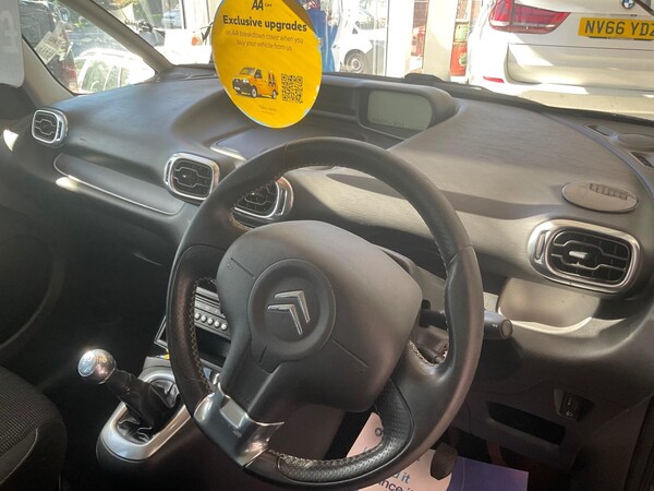 Used Citroen C3 Picasso 2010 for sale - 76138747: Photo 16