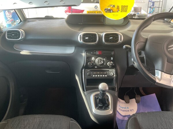 Used Citroen C3 Picasso 2010 for sale - 76138747: Photo 21