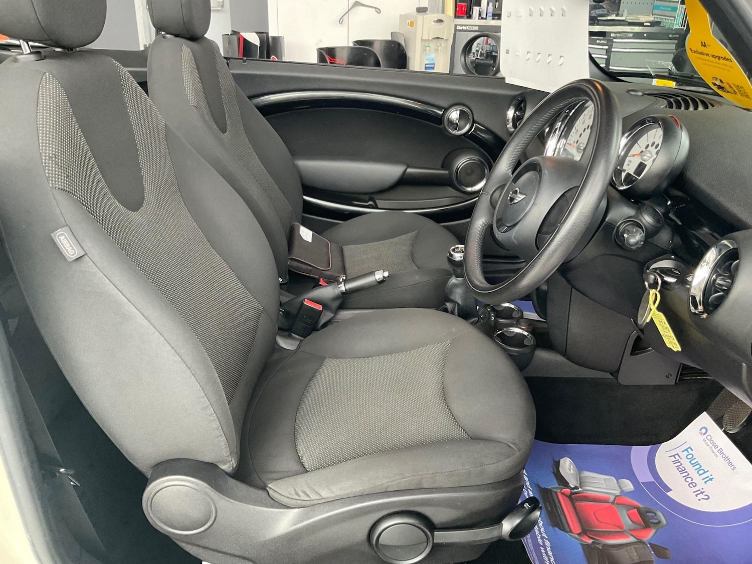 Used MINI Convertible 2013 for sale - 76405502: Photo 14