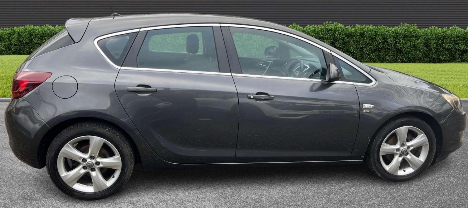 Used Vauxhall Astra 2010 for sale - 77450845: Photo 4