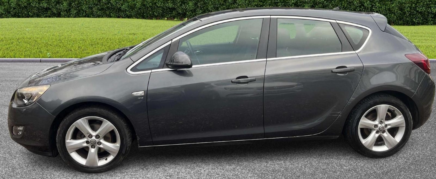 Used Vauxhall Astra 2010 for sale - 77450845: Photo 8