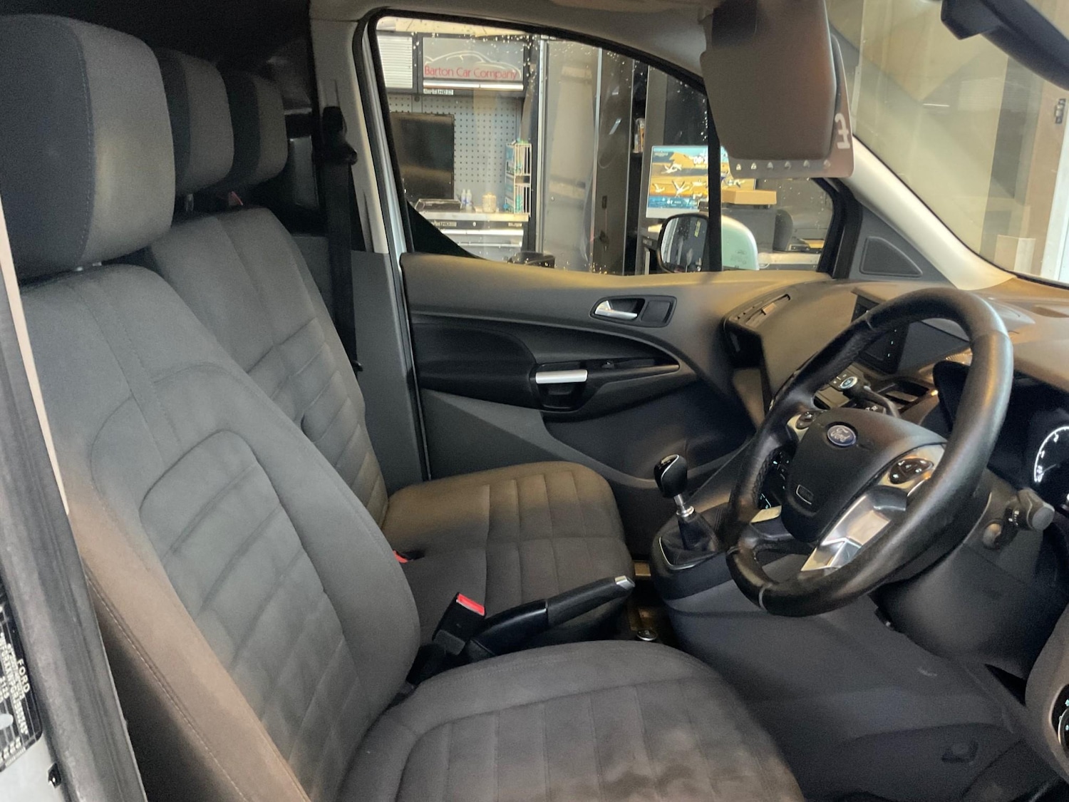 Used Ford Transit Connect 2018 for sale - 77327221: Photo 12