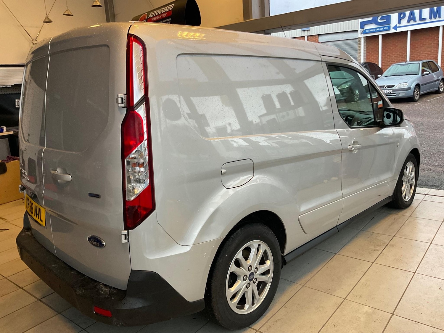 Used Ford Transit Connect 2018 for sale - 77327221: Photo 4