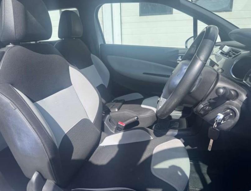 Used Citroen DS3 2011 for sale - 76138750: Photo 9