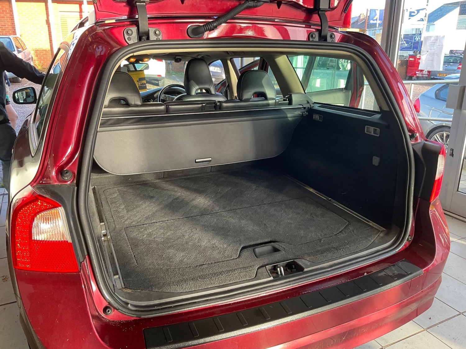 Used Volvo V70 2008 for sale - 77354972: Photo 17