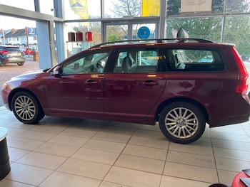 Used Volvo V70 2008 for sale - 77354972: Photo