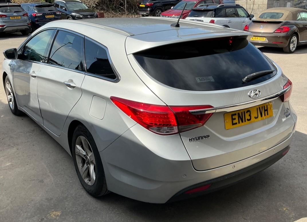 Used Hyundai i40 2013 for sale - 78180618: Photo 2