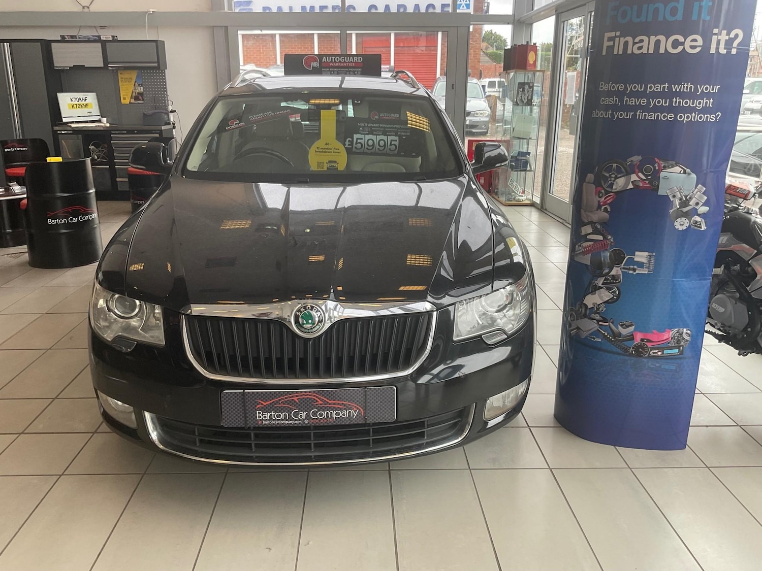 Used Skoda Superb 2011 for sale - 76138760: Photo 2