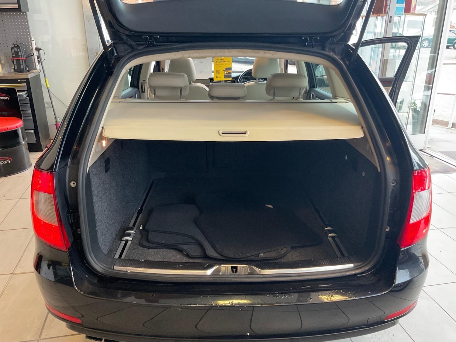 Used Skoda Superb 2011 for sale - 76138760: Photo 26