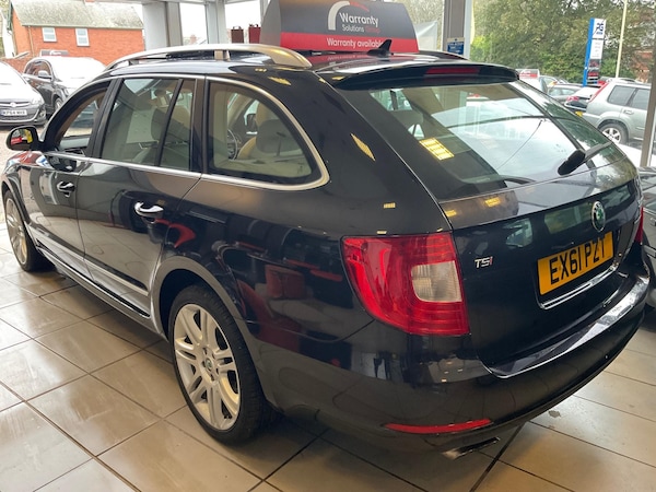 Used Skoda Superb 2011 for sale - 76138760: Photo 6