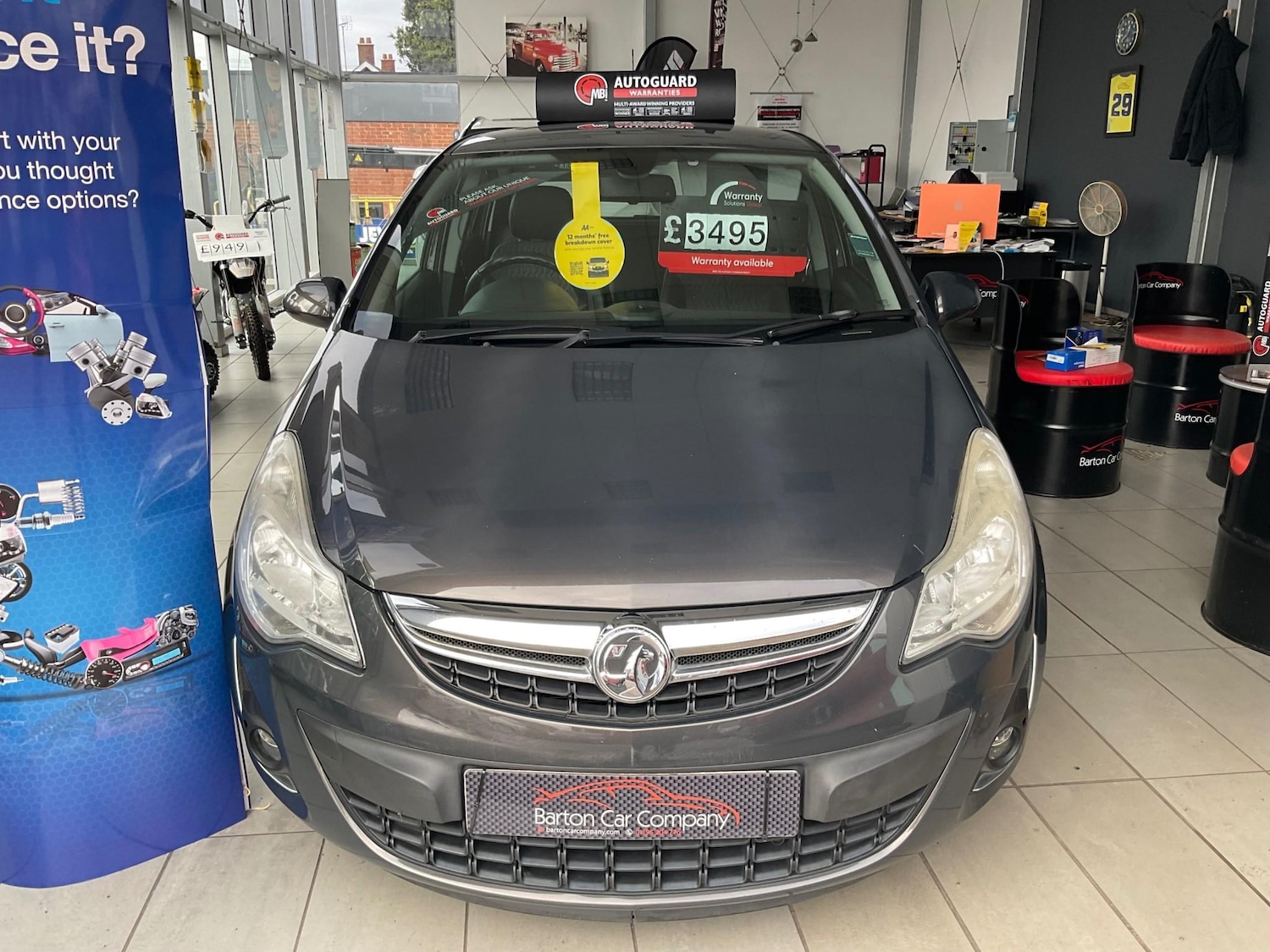 Used Vauxhall Corsa 2013 for sale - 74052720: Photo 2