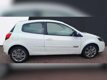 Used Renault Clio 2012 for sale - 75354522: Photo