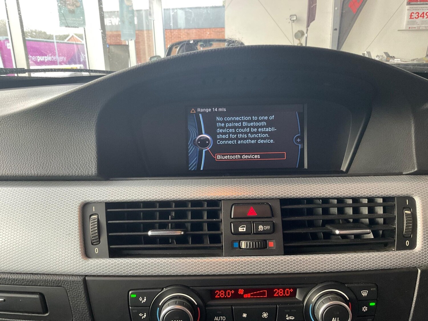 Used BMW 3 Series 2011 for sale - 77450843: Photo 24