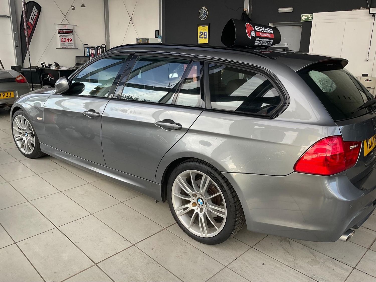 Used BMW 3 Series 2011 for sale - 77450843: Photo 4